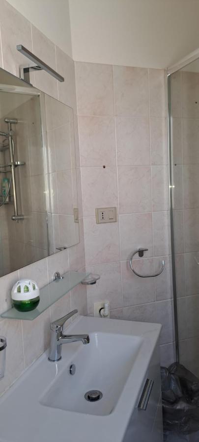 Piero'S Apartment Калазетта Екстер'єр фото
